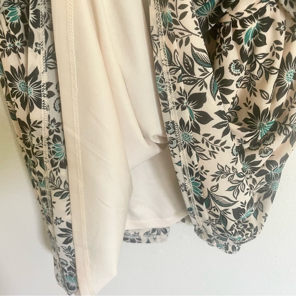Torrid Floral Baby Doll Top - Picture 7 of 12